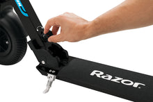 Charger l'image dans la galerie, Razor A5 Air Scooter OPEN BOX LIKE NEW - PICKUP
